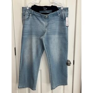 NWT Time and Tru Womens Maternity Straight Leg Jean Light Wash XXL 20 Belly Band